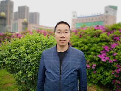 何盘龙 骨干教师