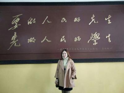 颜贵湘 双十佳教师