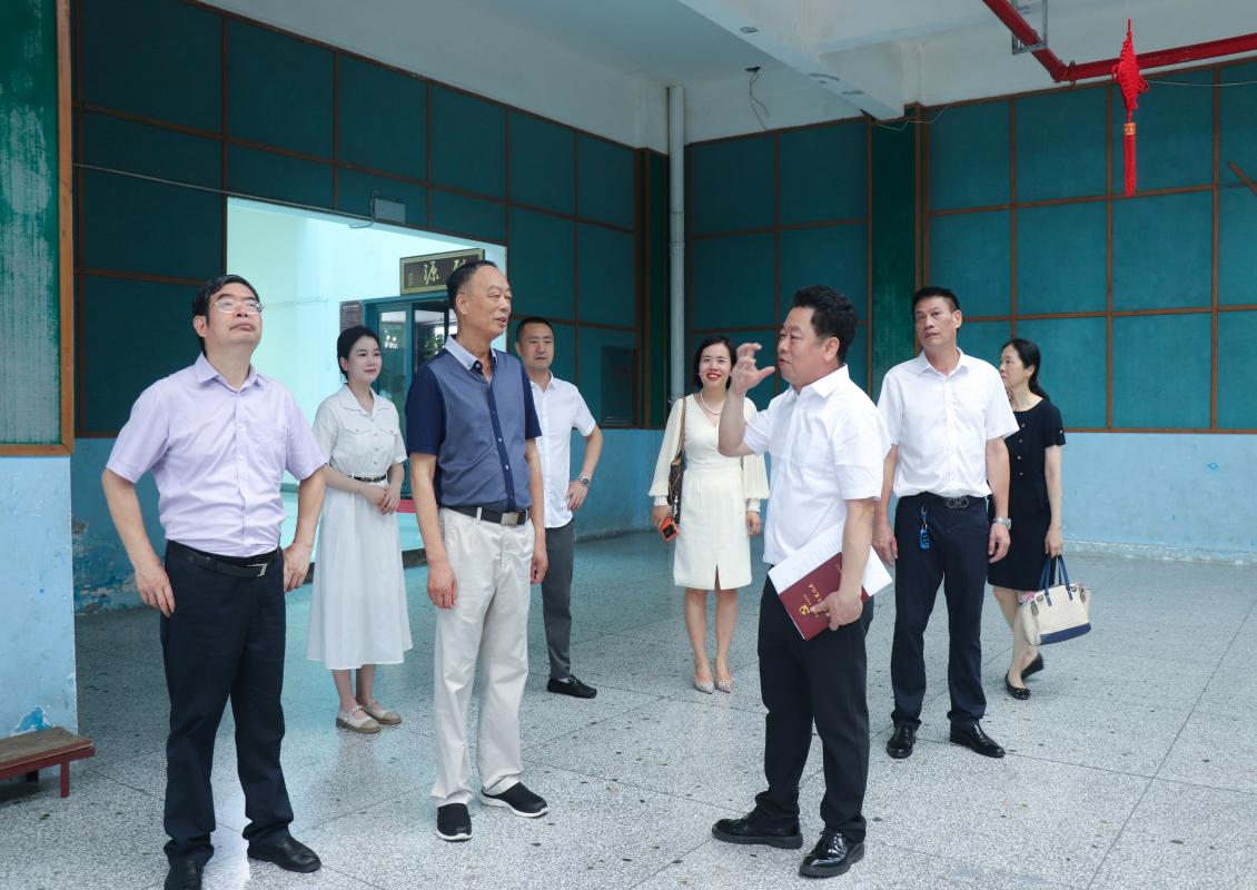 05c0c722ab8b9658911eedf3383ff76