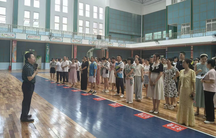 师恩璀璨映秋光，旅发盛会泽师芳——衡阳市第二十中学（船山英文学校）举行第40个教师节庆祝活动